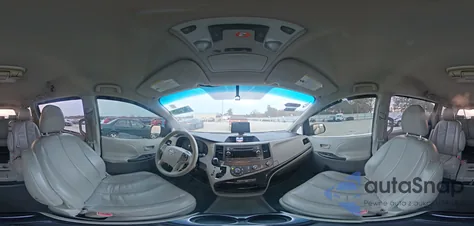 2011 Toyota Sienna Le z USA, uszkodzony, nr VIN 5TDKK3DC1BS067229